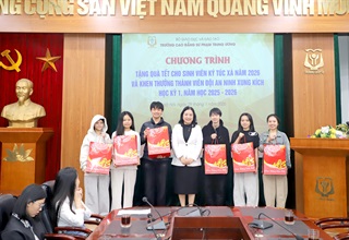 Vinh danh những “Đại sứ bình yên” và lan tỏa yêu thương tại Ký túc xá Trường Cao đẳng Sư phạm Trung ương