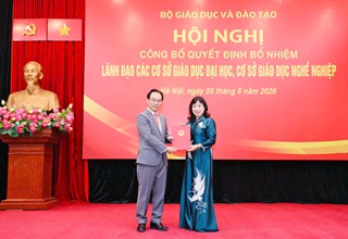 Bộ Giáo dục và Đào tạo công bố Quyết định bổ nhiệm Hiệu trưởng Trường Cao đẳng Sư phạm Trung ương