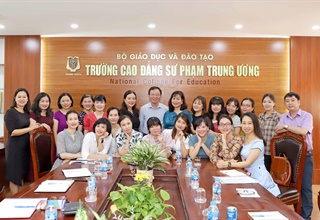 Đoàn cán bộ, giảng viên Trường Cao đẳng Sư phạm Trung ương Thành phố Hồ Chí Minh thăm quan, học tập tại Trường Cao đẳng Sư phạm Trung ương